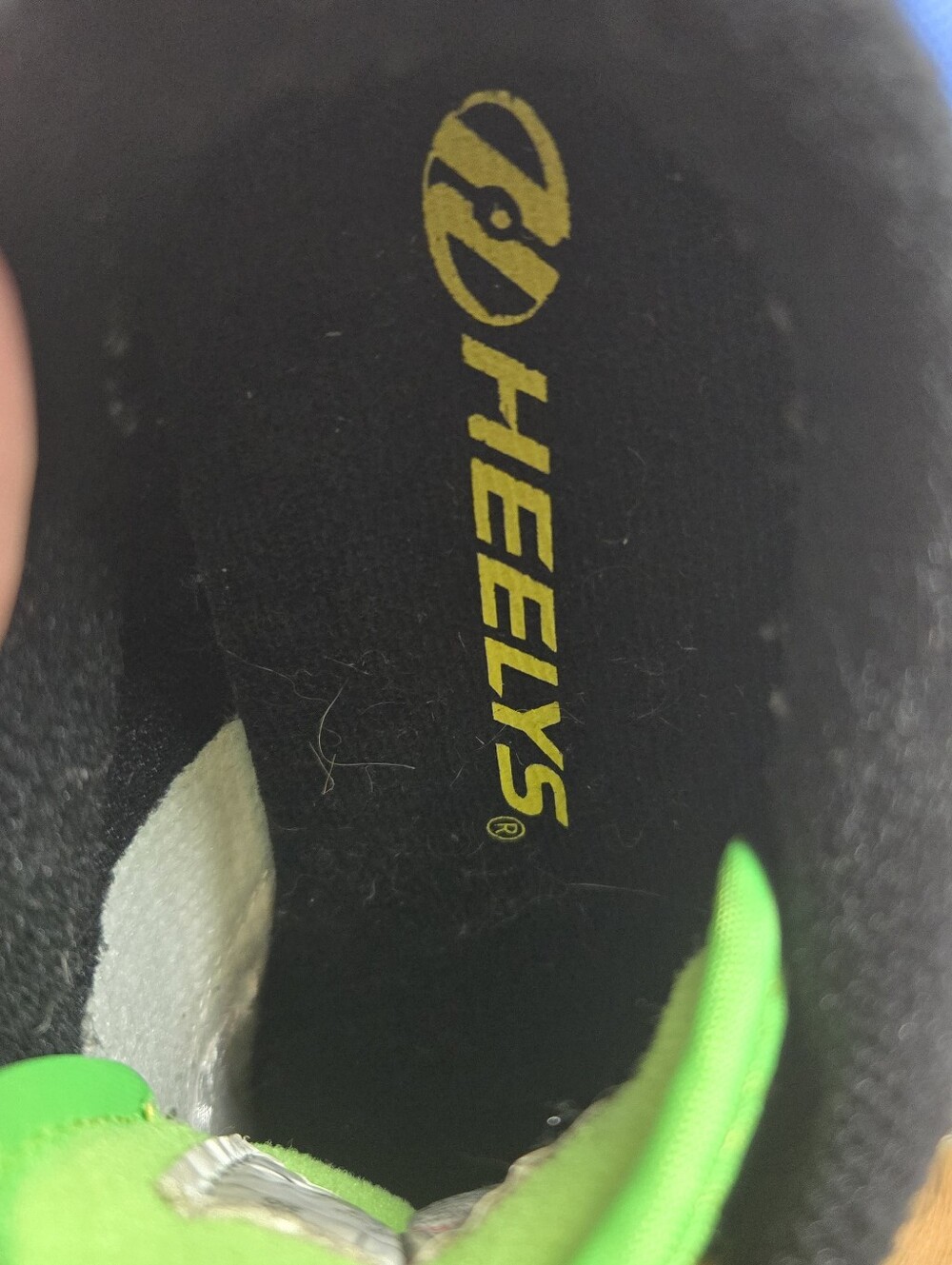 Spongebob Heelys Youth Size 2 Nickelodeon Cartoon Gift Fun - Picture 8 of 10